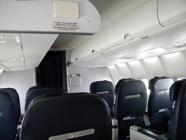 http://images.vfl.ru/ii/1558104789/a6099e85/26567809_m.jpg