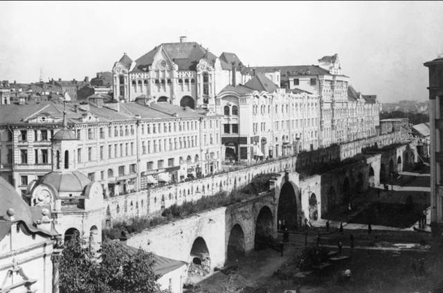 http://images.vfl.ru/ii/1514296697/813d70d5/19925472_m.jpg