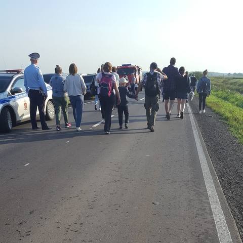 http://images.vfl.ru/ii/1566816557/8cd69765/27661776_m.jpg