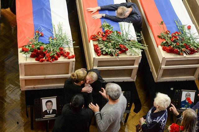 http://images.vfl.ru/ii/1527516161/1e6d320b/21908641.jpg