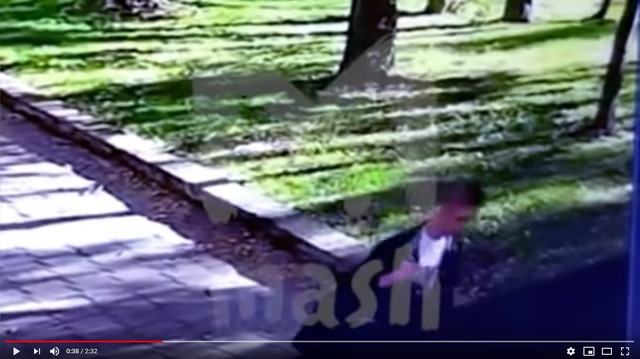 https://preview.ibb.co/kasxFf/1.jpg