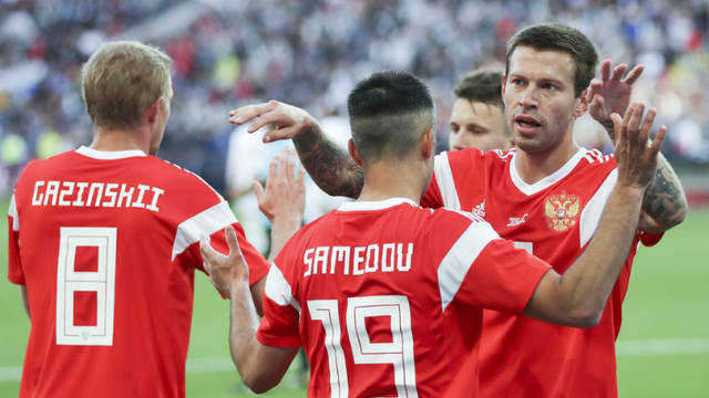 http://images.vfl.ru/ii/1529006726/a9766ab7/22117413.jpg