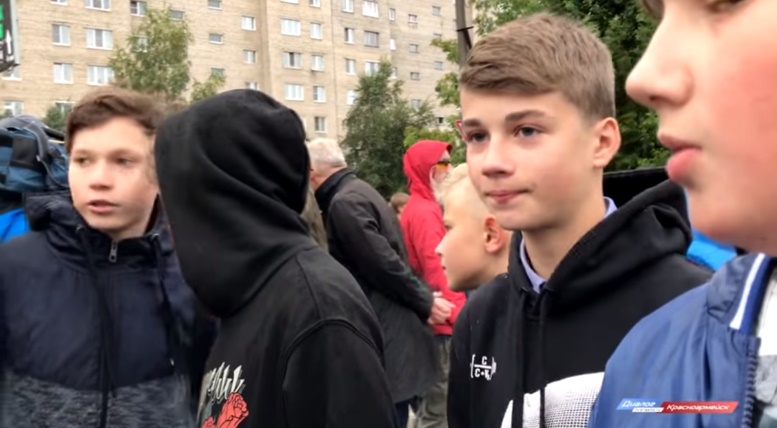 http://images.vfl.ru/ii/1504728500/3b8c071f/18506470.jpg