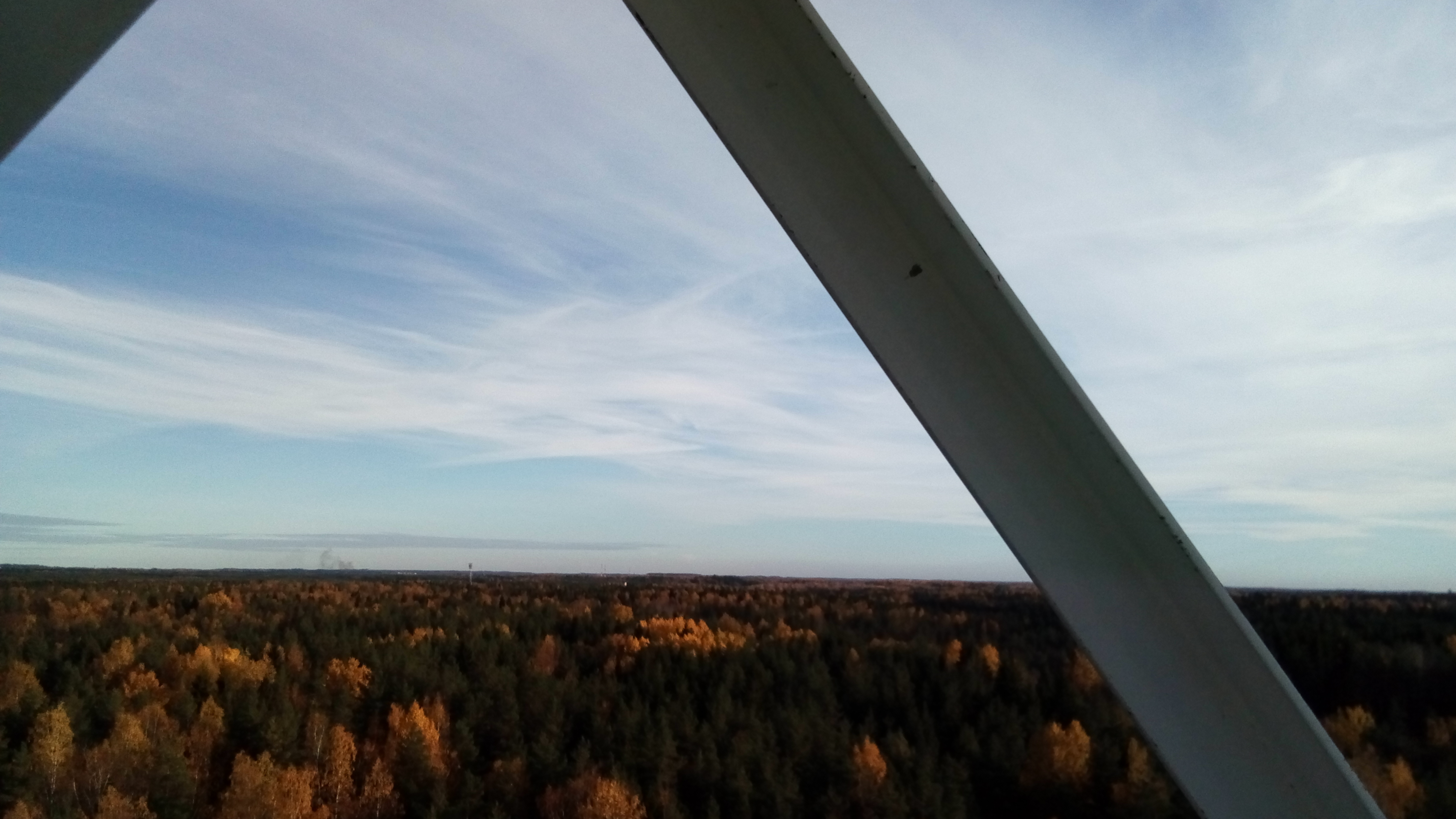 http://images.vfl.ru/ii/1539270598/d7378723/23749328.jpg