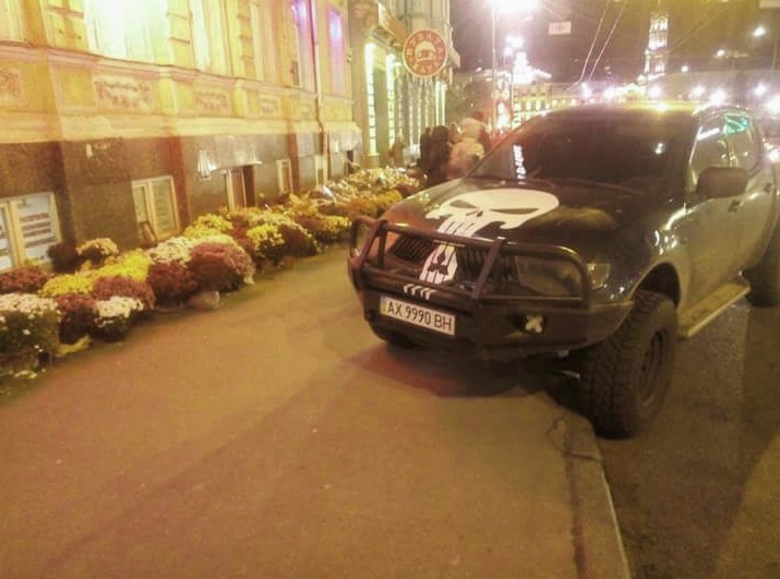 http://images.vfl.ru/ii/1510025363/bf5eb3cc/19313267.jpg