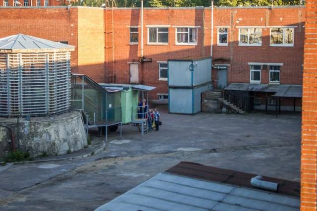 http://images.vfl.ru/ii/1509105097/fce78c7b/19167064_m.jpg
