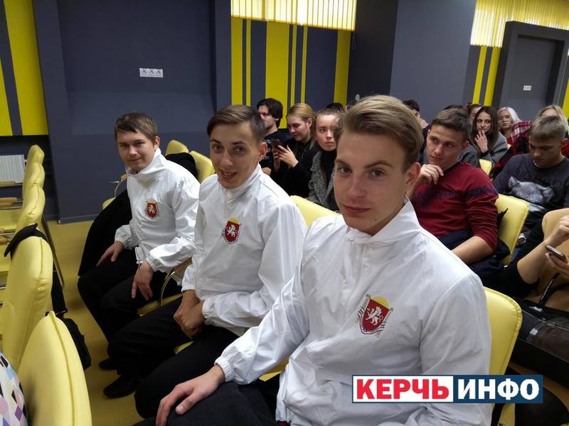 http://images.vfl.ru/ii/1542676862/27304898/24276099.jpg