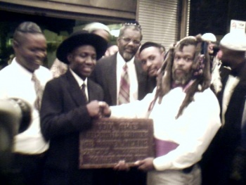 http://data.cyclowiki.org/images/thumb/6/63/Rabbis_Howshua_Amariel_and_Hi_Ben_Daniel.jpg/350px-Rabbis_Howshua_Amariel_and_Hi_Ben_Daniel.jpg