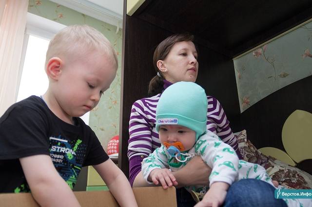 http://images.vfl.ru/ii/1550824384/f00e7813/25497060_m.jpg