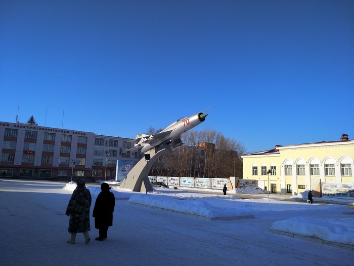 https://cs8.pikabu.ru/post_img/2018/03/23/3/1521776569194666392.jpg