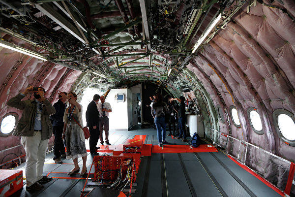 http://images.vfl.ru/ii/1566543699/c5b9457d/27629020_m.jpg