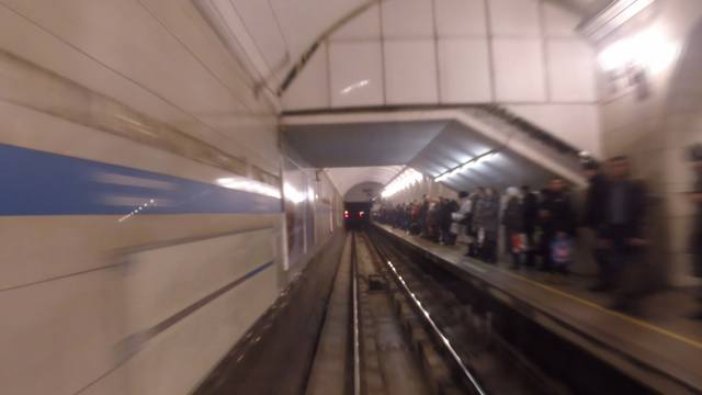 http://images.vfl.ru/ii/1510252452/eb600fc2/19352704_m.jpg