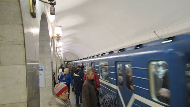 http://images.vfl.ru/ii/1509104761/8693f11e/19166975_m.jpg