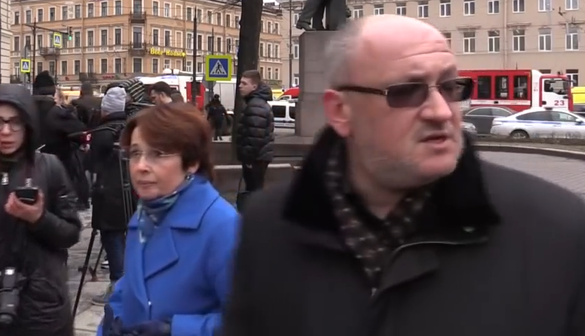 http://images.vfl.ru/ii/1493402173/f43cae48/17034664.png