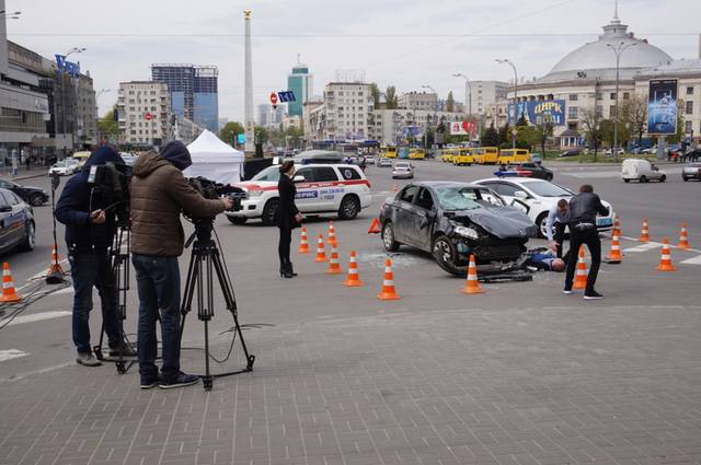 http://images.vfl.ru/ii/1506080366/eaffd975/18694898_m.jpg