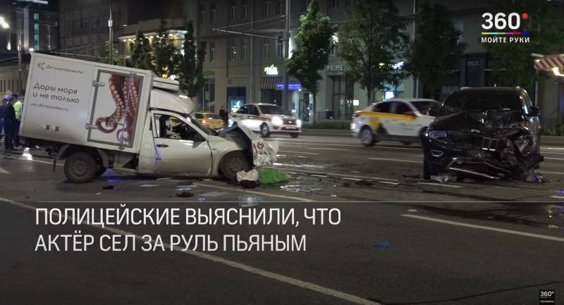 http://images.vfl.ru/ii/1592352517/a1687a9a/30828155_m.jpg
