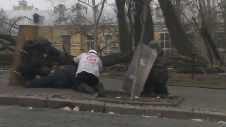 http://images.vfl.ru/ii/1394537897/3a9f7579/4466229.gif
