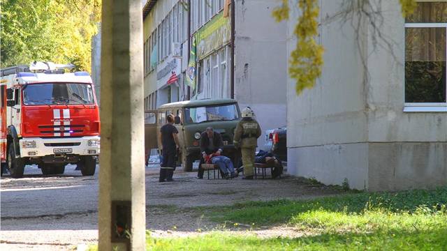 http://images.vfl.ru/ii/1542378523/e32cecf5/24225060_m.jpg