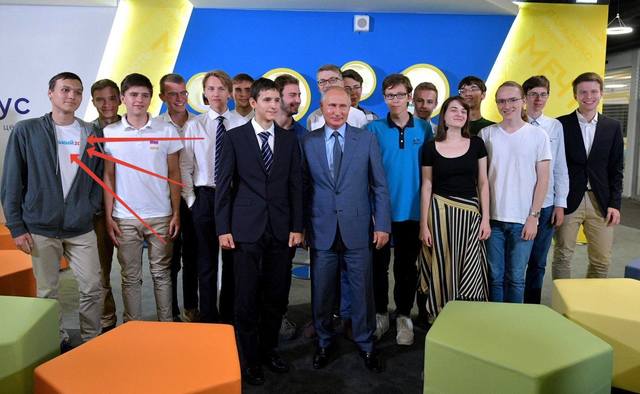 http://images.vfl.ru/ii/1535885495/9871d803/23156594_m.jpg