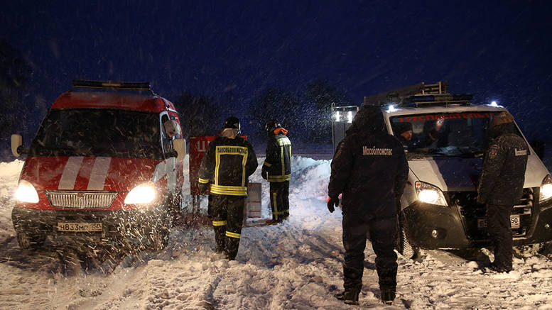 http://images.vfl.ru/ii/1518445915/cc36c479/20556595_m.jpg