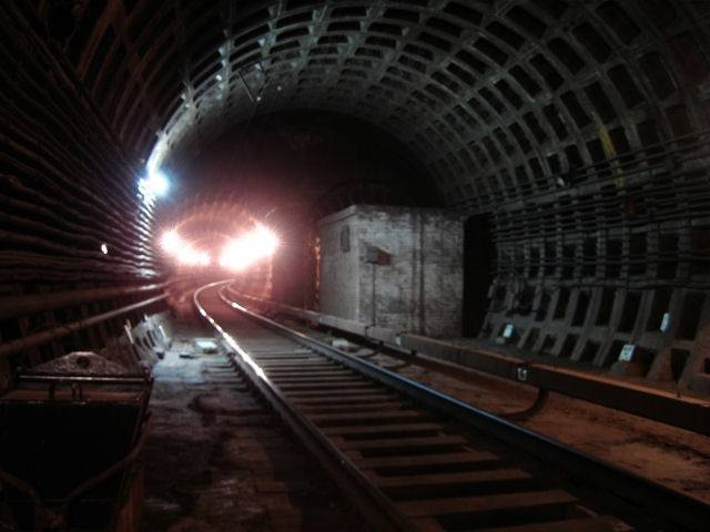 http://images.vfl.ru/ii/1509725194/24e26906/19266914_m.jpg