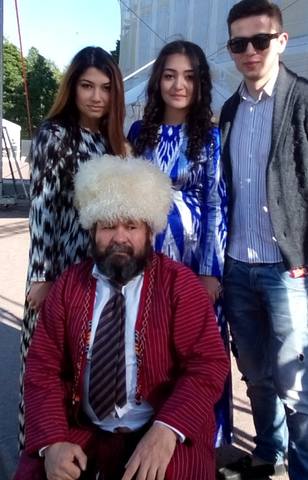 http://images.vfl.ru/ii/1493057436/140de409/16984696.jpg