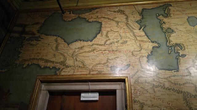 http://images.vfl.ru/ii/1513848486/4bab641e/19871385_m.jpg